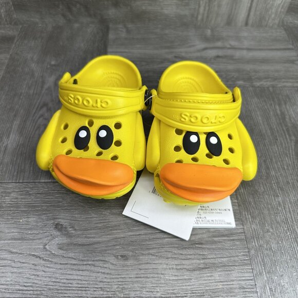 CROCS Infant size 2/3 Littles IAM Rubber Ducky Yellow Clogs - Picture 4 of 9